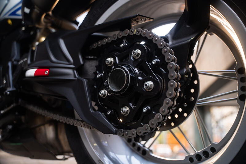 Corona componibile Z39 P525 in ergl anodizzato duro per MV Agusta